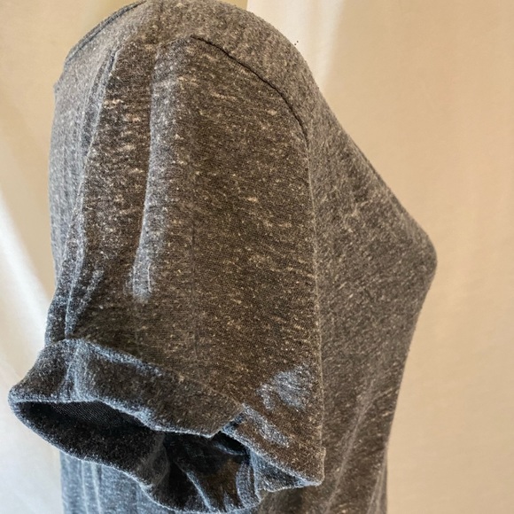 Forever 21 Basic T - Picture 3 of 5